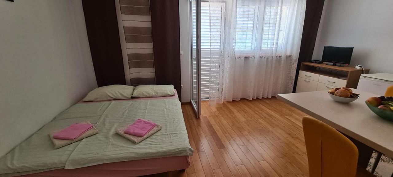 Apartmani Gizela Donji Seget Εξωτερικό φωτογραφία