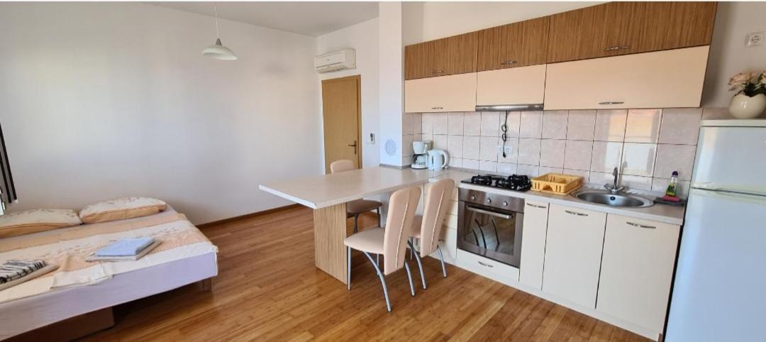 Apartmani Gizela Donji Seget Δωμάτιο φωτογραφία