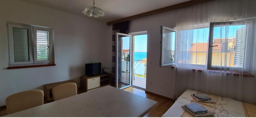 Apartmani Gizela Donji Seget Δωμάτιο φωτογραφία
