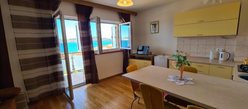 Apartmani Gizela Donji Seget Δωμάτιο φωτογραφία